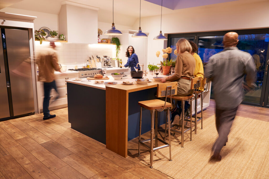 Living in Bird Key, Sarasota: A Close-Knit Waterfront Community with Timeless Appeal